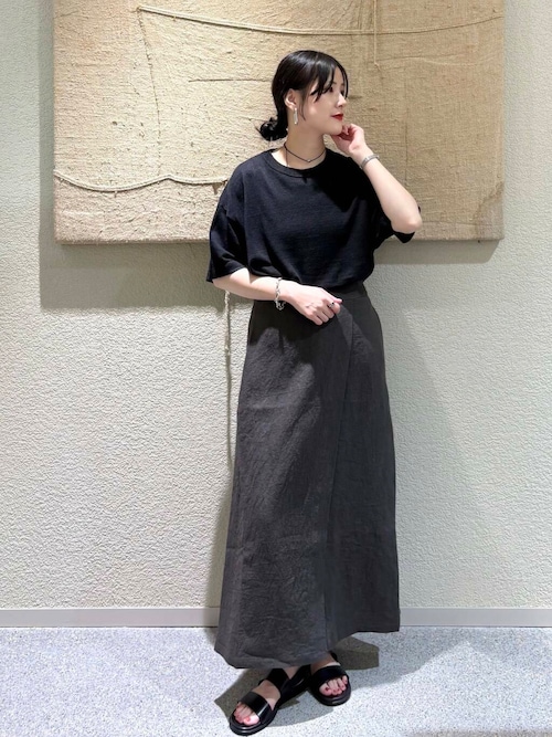 かぐれ　リネンラップストレートスカート　ブラック かぐれ（カグレ）の「リネンラップストレートスカート（スカート
