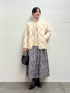 「URBAN RESEARCH DOORS（アーバンリサーチドアーズ）のタートルネックニット（ニット/セーター）」を使った、秋山 里織さん（レディース・158cm）の冬コーディネート