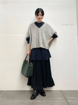 「RODE SKO（ロデスコ）のワンハンドル3WAYバッグ（ハンドバッグ）」を使った、秋山 里織さん（レディース・158cm）の冬コーディネート