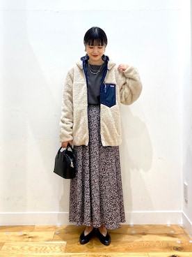 「URBAN RESEARCH DOORS（アーバンリサーチドアーズ）のラウンドボストンミニバッグ（ショルダーバッグ）」を使った、秋山 里織さん（レディース・158cm）の夏コーディネート