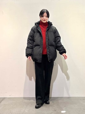 「URBAN RESEARCH DOORS（アーバンリサーチドアーズ）のタートルネックニット（ニット/セーター）」を使った、秋山 里織さん（レディース・158cm）の冬コーディネート