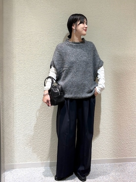 「かぐれ（カグレ）のアルパカルーズベスト（ニット/セーター）」を使った、秋山 里織さん（レディース・158cm）の秋コーディネート