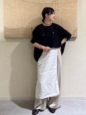 「秋のコーデ」｜「アイテム（財布/小物）」を使った、秋山 里織さん（レディース・158cm）の秋コーディネート
