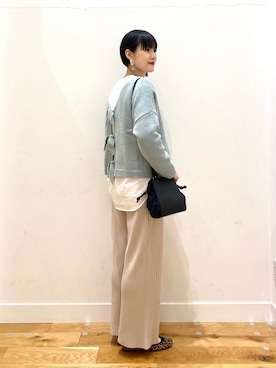 「KBF+（ケービーエフプラス）のアイテム」を使った、秋山 里織さん（レディース・158cm）の冬コーディネート