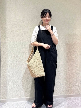 「かぐれ（カグレ）のアイテム（サロペット/オーバーオール）」を使った、秋山 里織さん（レディース・158cm）の夏コーディネート