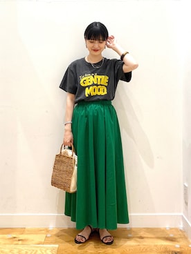 「URBAN RESEARCH DOORS WOMENS」｜「アイテム（その他）」を使った、秋山 里織さん（レディース・158cm）の春コーディネート