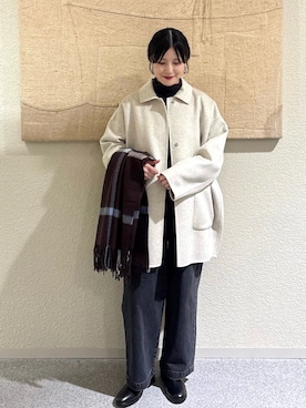 「アイテム（その他アウター、ベージュ系）」を使った、秋山 里織さん（レディース・158cm）の秋コーディネート