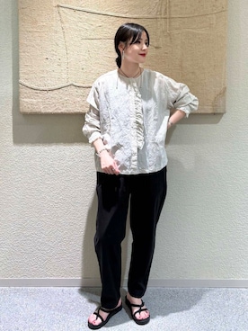 「シューズサイズ23㎝〜23.5㎝」｜秋山 里織さん（レディース・158cm）の夏コーディネート