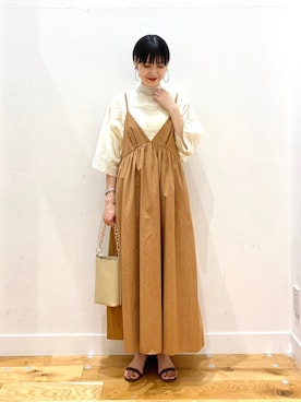 「URBAN RESEARCH DOORS WOMENS」｜「アイテム（その他）」を使った、秋山 里織さん（レディース・158cm）の春コーディネート