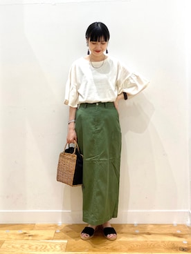 「KBF+（ケービーエフプラス）のアイテム」を使った、秋山 里織さん（レディース・158cm）の春コーディネート