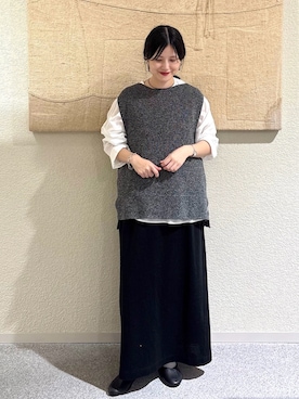 「アイテム（バレエシューズ）」を使った、秋山 里織さん（レディース・158cm）の秋コーディネート