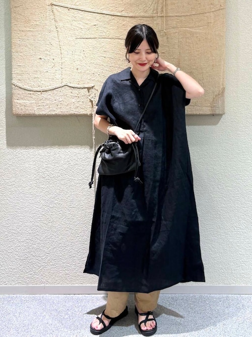 新品タグ付　かぐれ　2サイズ展開リネンフレンチシャツワンピース　アーバンリサーチ 2サイズ展開』リネンレーヨンワイドワンピース[GAA5-26M019