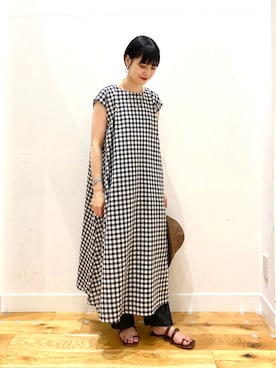「URBAN RESEARCH DOORS WOMENS」｜「アイテム（その他）」を使った、秋山 里織さん（レディース・158cm）の夏コーディネート