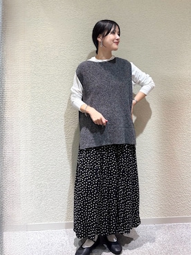 「アイテム（バレエシューズ）」を使った、秋山 里織さん（レディース・158cm）の秋コーディネート