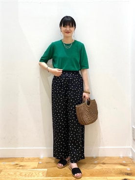 「URBAN RESEARCH DOORS WOMENS」｜「アイテム（その他）」を使った、秋山 里織さん（レディース・158cm）の春コーディネート