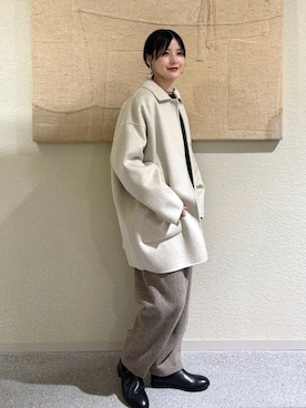 「アイテム（テーラードジャケット、パープル系）」を使った、秋山 里織さん（レディース・158cm）の冬コーディネート