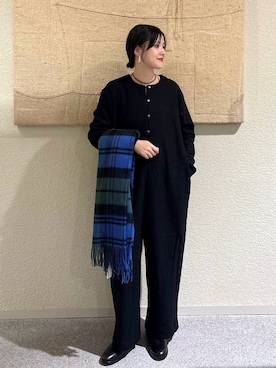 「アイテム（つなぎ/オールインワン）」を使った、秋山 里織さん（レディース・158cm）の秋コーディネート