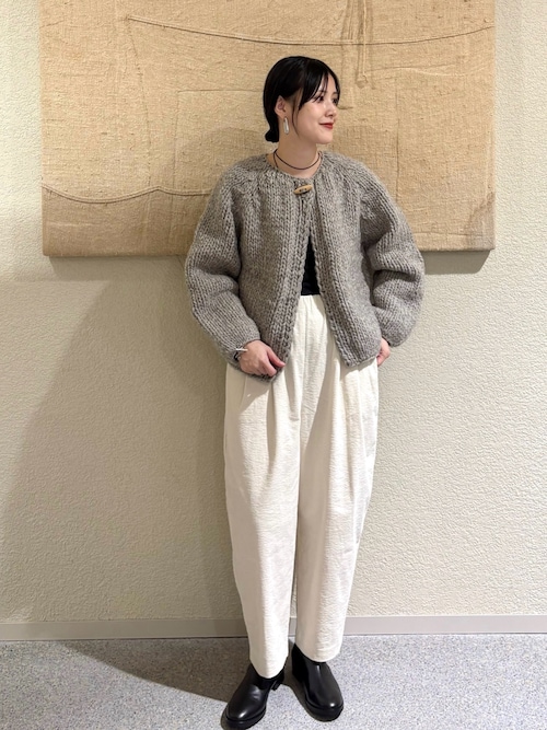 コーデュロイテーパードパンツ