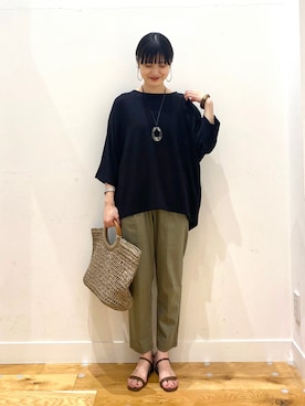 「URBAN RESEARCH DOORS WOMENS」｜「アイテム（その他）」を使った、秋山 里織さん（レディース・158cm）の春コーディネート