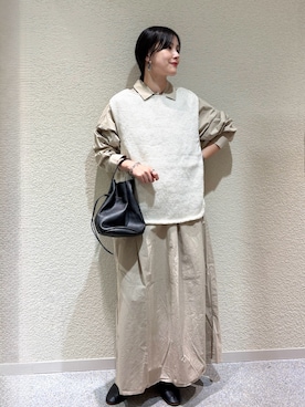 「かぐれ（カグレ）のペルーニットベスト（ニット/セーター）」を使った、秋山 里織さん（レディース・158cm）の秋コーディネート