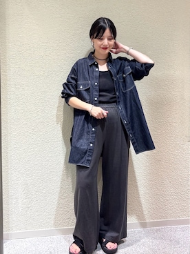 「サンダル×秋アイテム」｜秋山 里織さん（レディース・158cm）の夏コーディネート