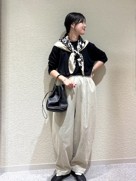 「アイテム（雑貨/ホビー）」を使った、秋山 里織さん（レディース・158cm）の秋コーディネート