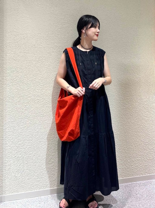2サイズ展開』フロント刺繍ノースリーブワンピース（ワンピース