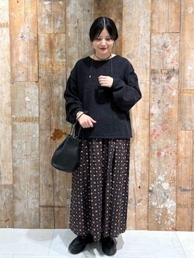 「アイテム（雑貨/ホビー）」を使った、秋山 里織さん（レディース・158cm）の秋コーディネート