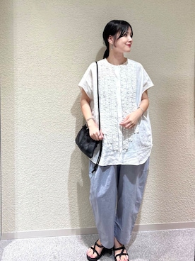 「かぐれ（カグレ）のアイテム」を使った、秋山 里織さん（レディース・158cm）の夏コーディネート