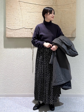 「アイテム（スカート）」を使った、秋山 里織さん（レディース・158cm）の秋コーディネート
