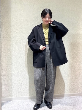 「ニット/セーター」｜「アイテム（その他アウター）」を使った、秋山 里織さん（レディース・158cm）の秋コーディネート