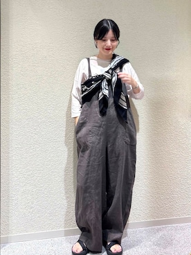 「アイテム（サロペット/オーバーオール、グレー系）」を使った、saoriさん（レディース・158cm）の夏コーディネート