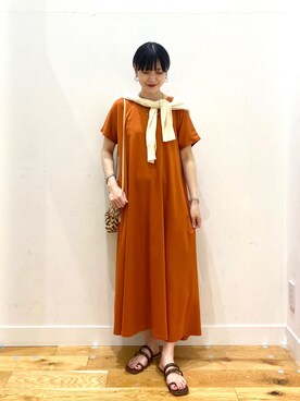 「URBAN RESEARCH DOORS WOMENS」｜「アイテム（その他）」を使った、秋山 里織さん（レディース・158cm）の夏コーディネート