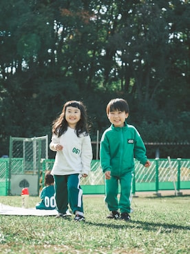 「ハロウィン」｜「アイテム（スウェットパンツ）」を使った、まゆかびごんさん（キッズ・100cm）の秋コーディネート