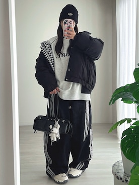 T Λ Eさんのコーディネート