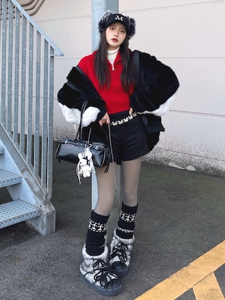 「Vipoa（ヴィポア）のシンプルハーフジップニット（ニット/セーター）」を使った、T Λ Eさん（レディース・158cm）の冬コーディネート