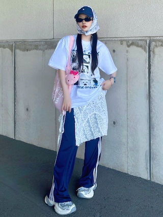 「Vipoa(ヴィポア)のdog graphic over tee(Tシャツ/カットソー)」を使った、T Λ Eさん(レディース・158cm)の夏コーディネート