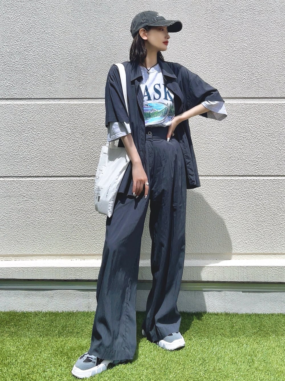 T Λ Eさんの「El mar(エルマール) "ALASKA"半袖Tシャツ（CANAL JEAN）」を使ったコーディネートの1枚目の写真