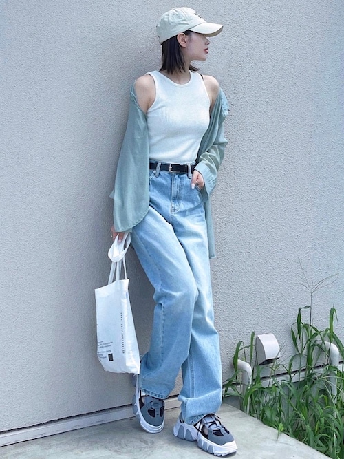 T Λ Eさんのコーディネート