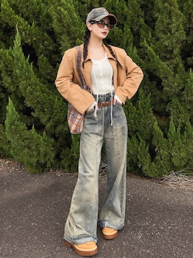 「アイテム（モカシン/デッキシューズ）」を使った、T Λ Eさん（レディース・158cm）の秋コーディネート