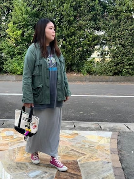 「アイテム（キーホルダー）」を使った、3yamaさん（レディース・160cm）の秋コーディネート