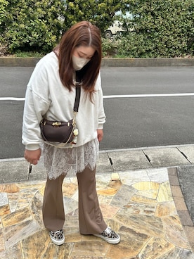 「coca（coca）（コカ）のCVC裏毛ボリューム袖スウェット（スウェット、ホワイト系）」を使った、3yamaさん（レディース・160cm）の春コーディネート