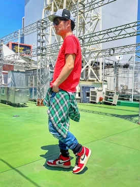 「glamb（グラム）のUnplugged denim（デニムパンツ）」を使った、KOHさん（メンズ・172cm）の春コーディネート