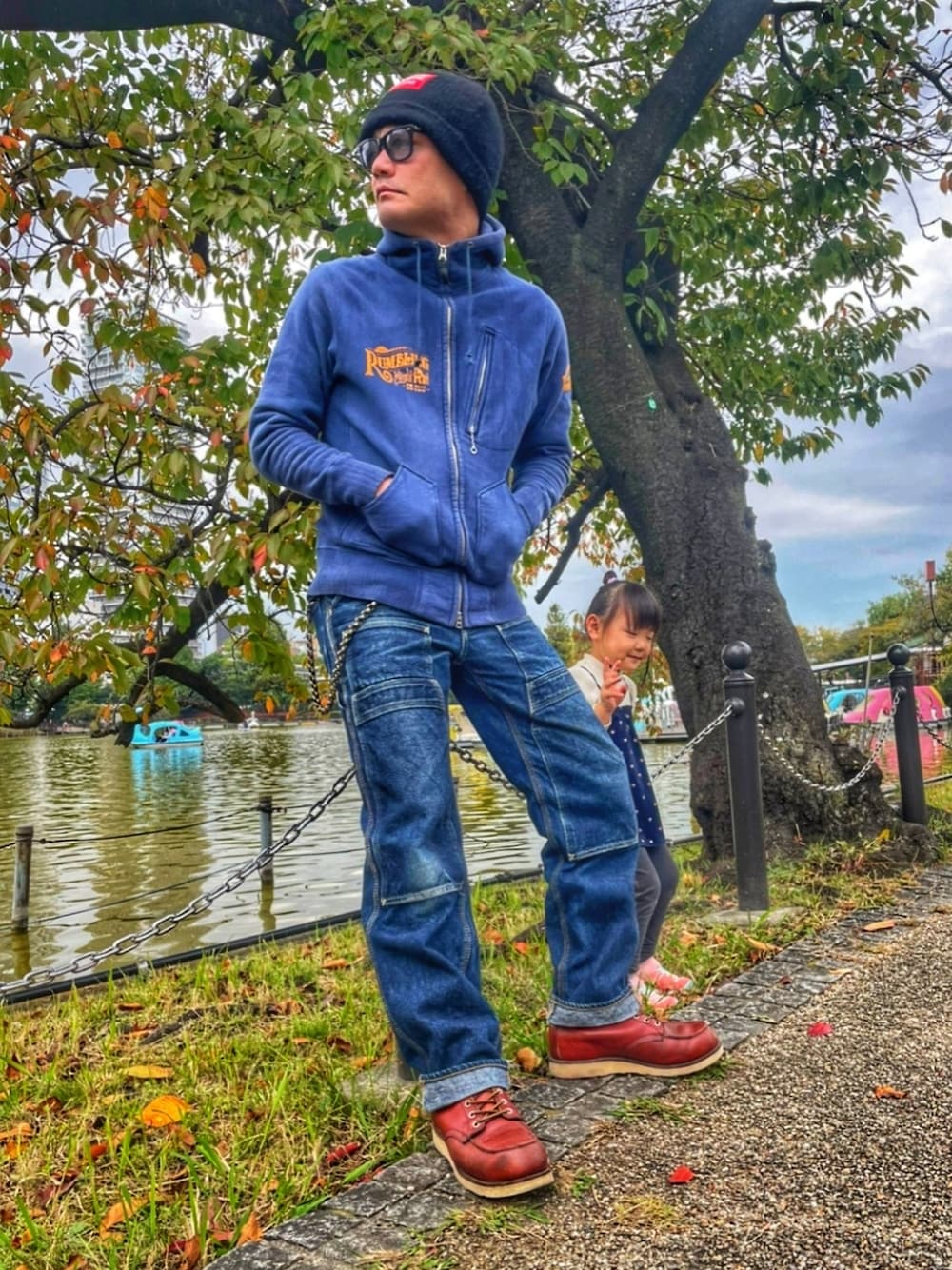 SAMURAI JEANSのアイテムを使った「ダブルニー」の人気ファッション 