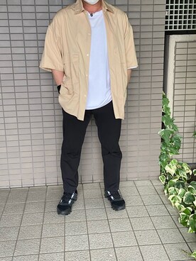 「HARE（ハレ）のアイテム（シャツ/ブラウス、ベージュ系）」を使った、spyairtoさん（メンズ・172cm）の夏コーディネート