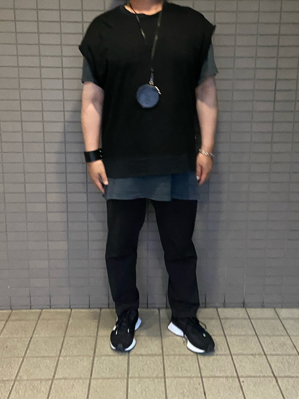 【コーデがきまる☆】AMIRI グラフィック クルーネック Tシャツ 楽天市場】Amiri（スタイル（ネック）クルーネック）（メンズ
