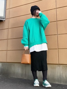 「Acne Studios（アクネストゥディオズ）のアイテム（ニットキャップ/ビーニー）」を使った、Atsukoさん（レディース・153cm）の冬コーディネート