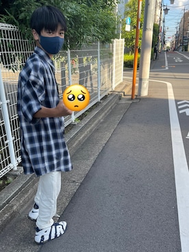 「ネイビー×ホワイト」｜「アイテム（スウェットパンツ）」を使った、Yuukingさん（メンズ・163cm）の夏コーディネート