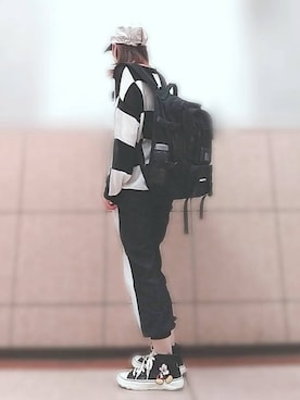 「FEKETE（フェケテ）のアイテム（帽子）」を使った、星✰*ﾟさん（レディース・164cm）の秋コーディネート