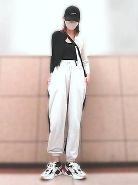 「FEKETE（フェケテ）のアイテム（帽子）」を使った、星✰*ﾟさん（レディース・164cm）の秋コーディネート